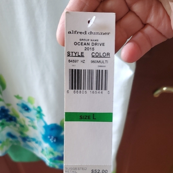 Alfred Dunner Floral Top LARGE & Green Classic Capris Size 10 - Picture 3 of 9